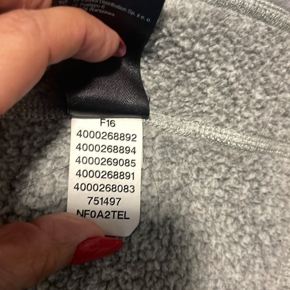 The North Face fleece hoodie size XS - Picture 4 of 4